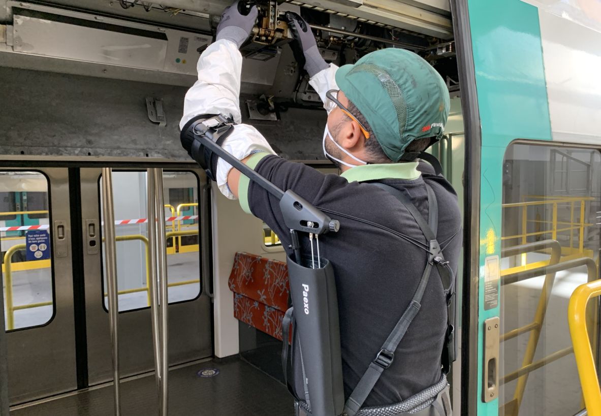 Visuel Des exosquelettes à la RATP : c’est quoi exactement, ça sert à quoi ?