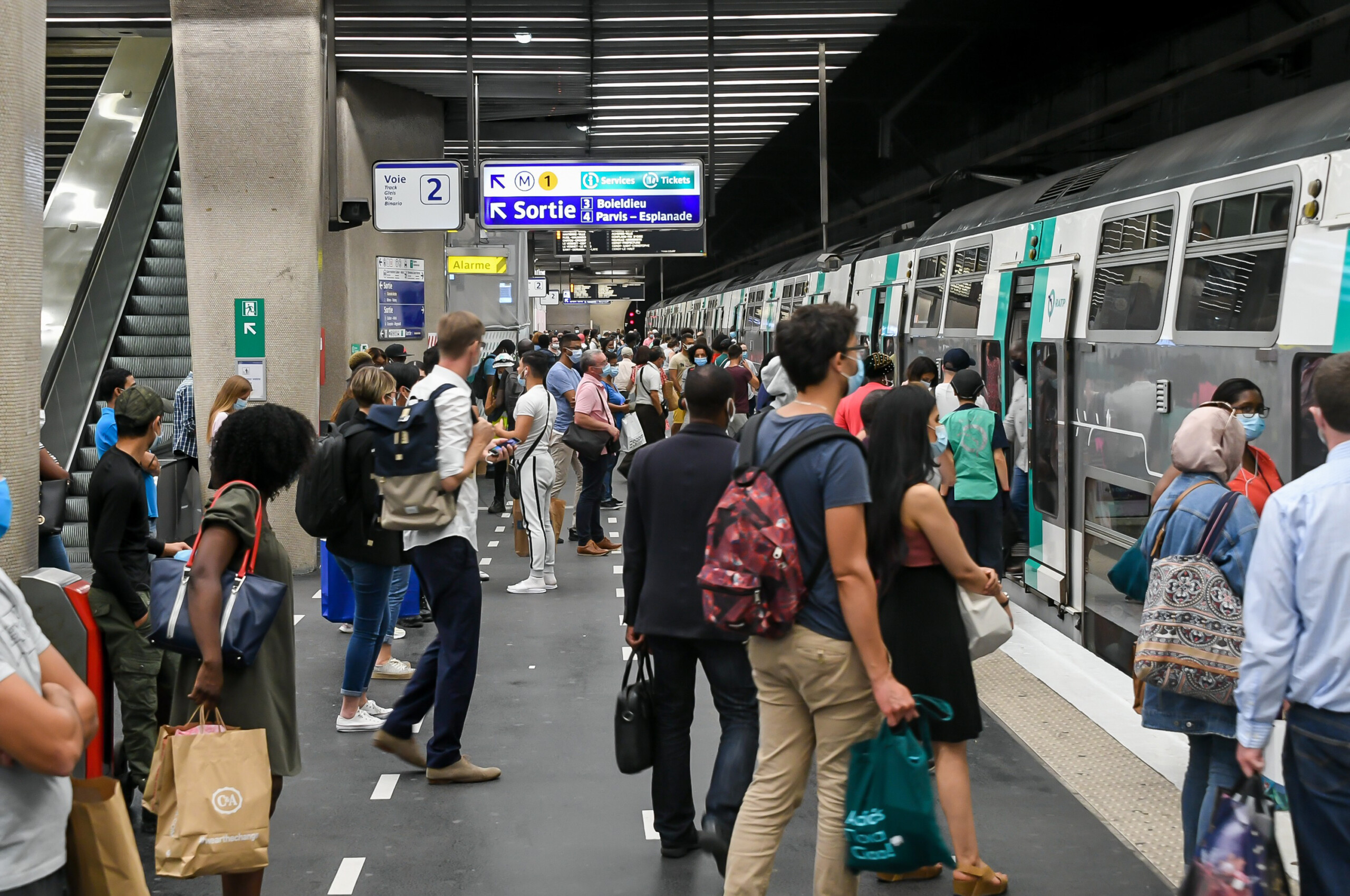 Visuel Pourquoi dit-on que la ligne du RER A est la plus fréquentée d’Europe ?