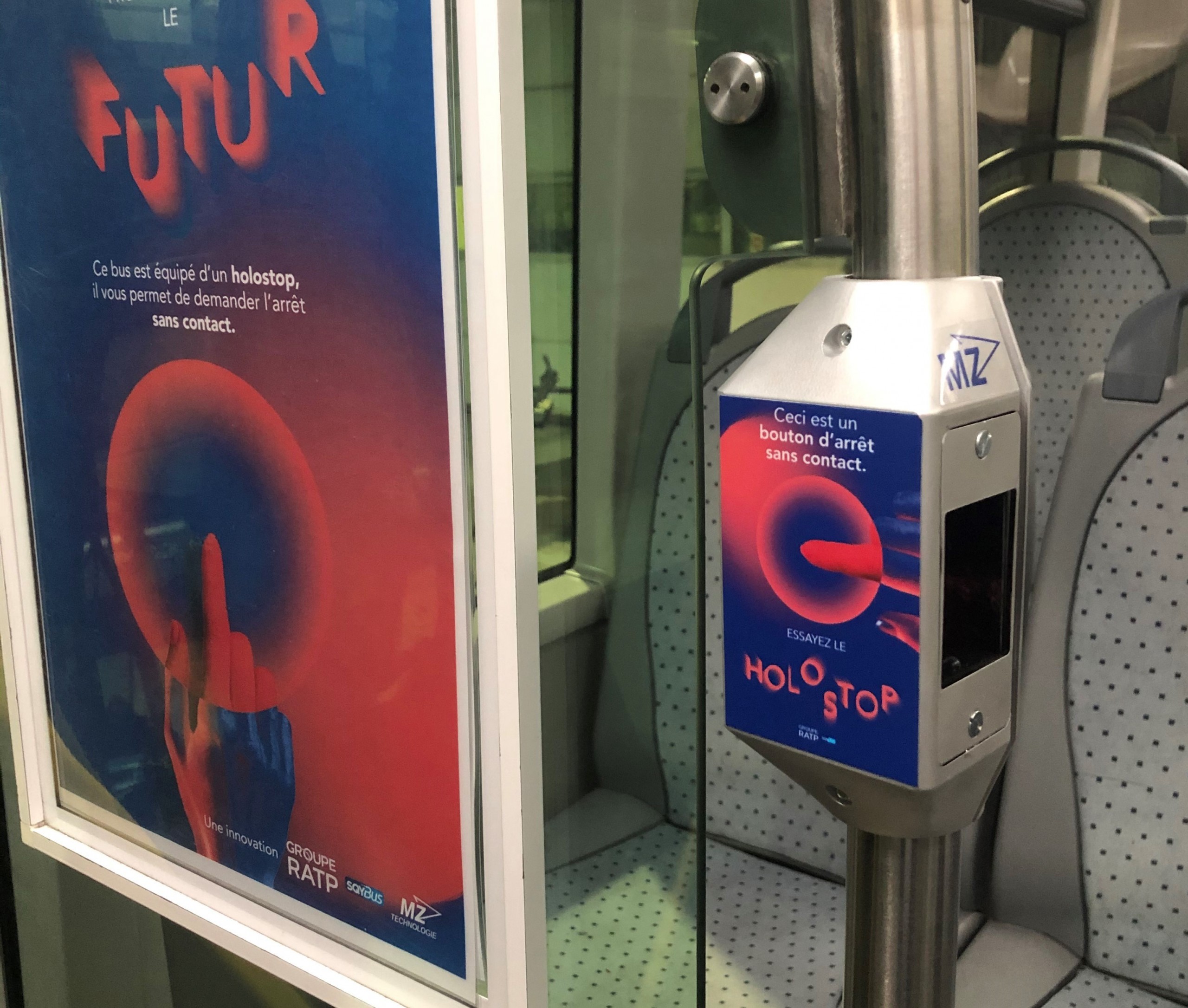 Visuel Un bouton stop en hologramme pour demander l’arrêt des bus : rêve ou réalité ?